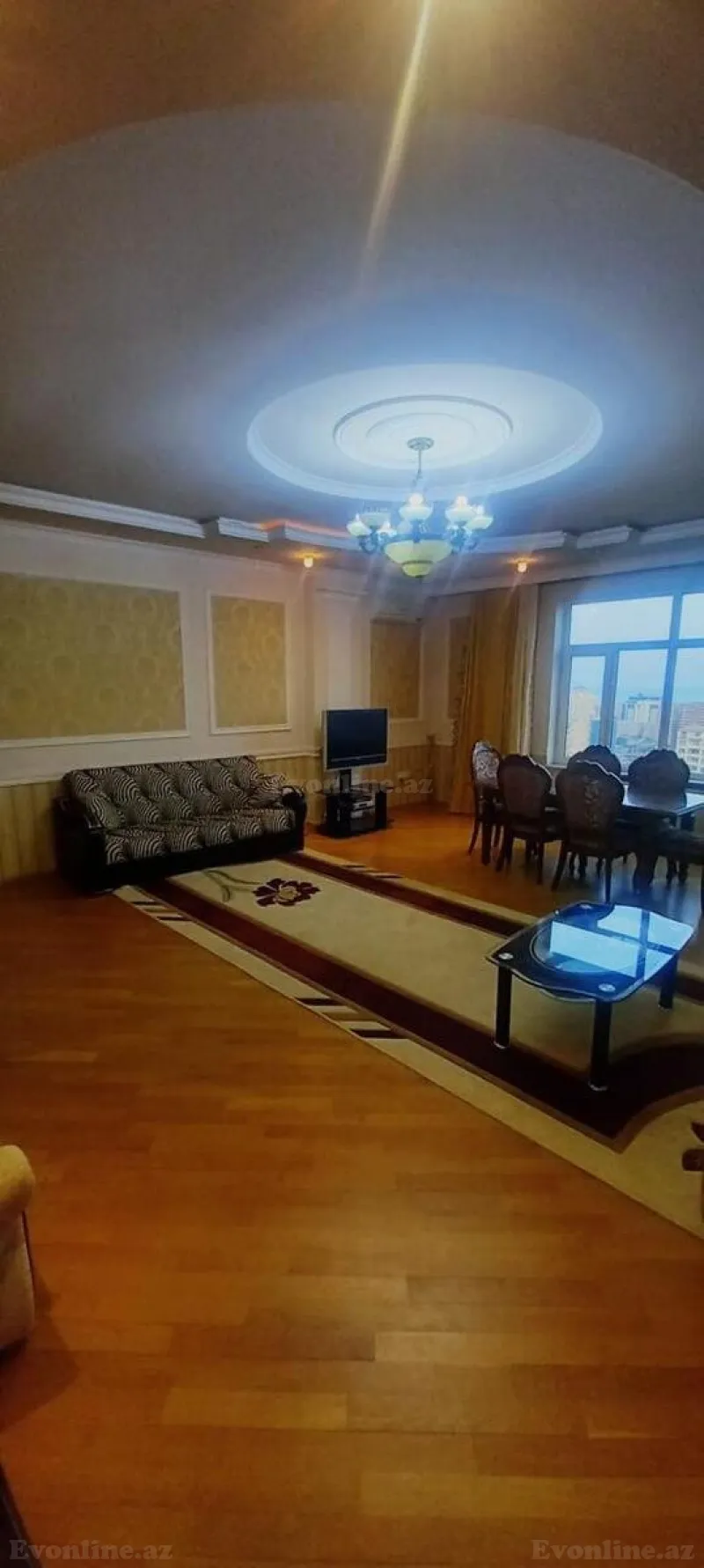 Kirayə verilir 3 otaqlı Mənzil Yeni tikili 132 m² Nizami m.