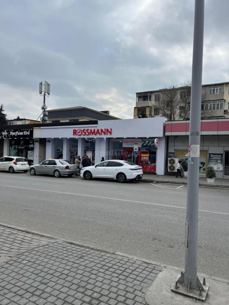 Satılır 2 otaqlı Mənzil Köhnə tikili 42 m² 3-cü mikrorayon