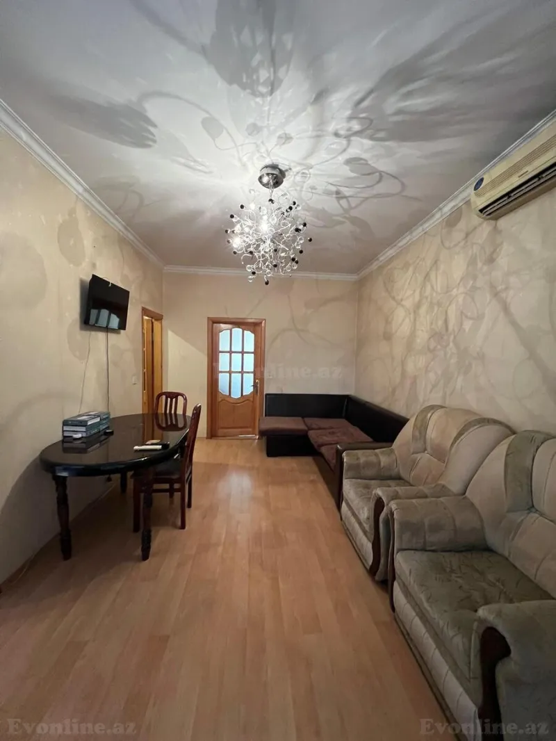 Satılır 2 otaqlı Mənzil Köhnə tikili 42 m² 3-cü mikrorayon - şəkil 6