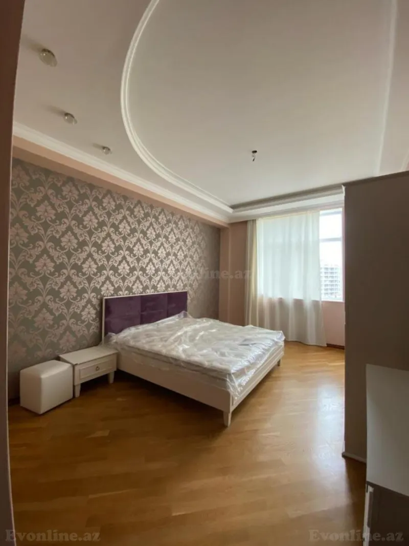Satılır 3 otaqlı Mənzil Yeni tikili 144 m² Gənclik m.