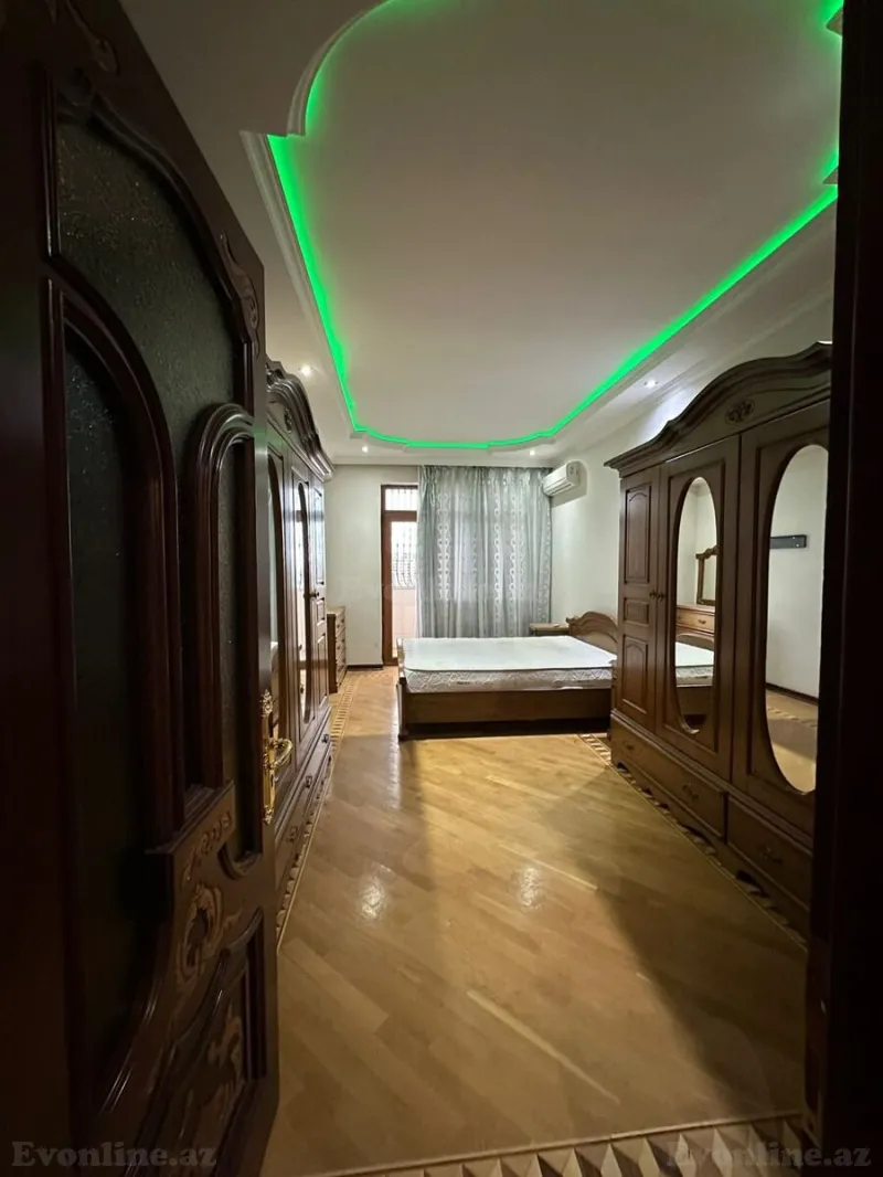 Kirayə verilir 4 otaqlı Mənzil Yeni tikili 192 m² 8 Noyabr m. - şəkil 5