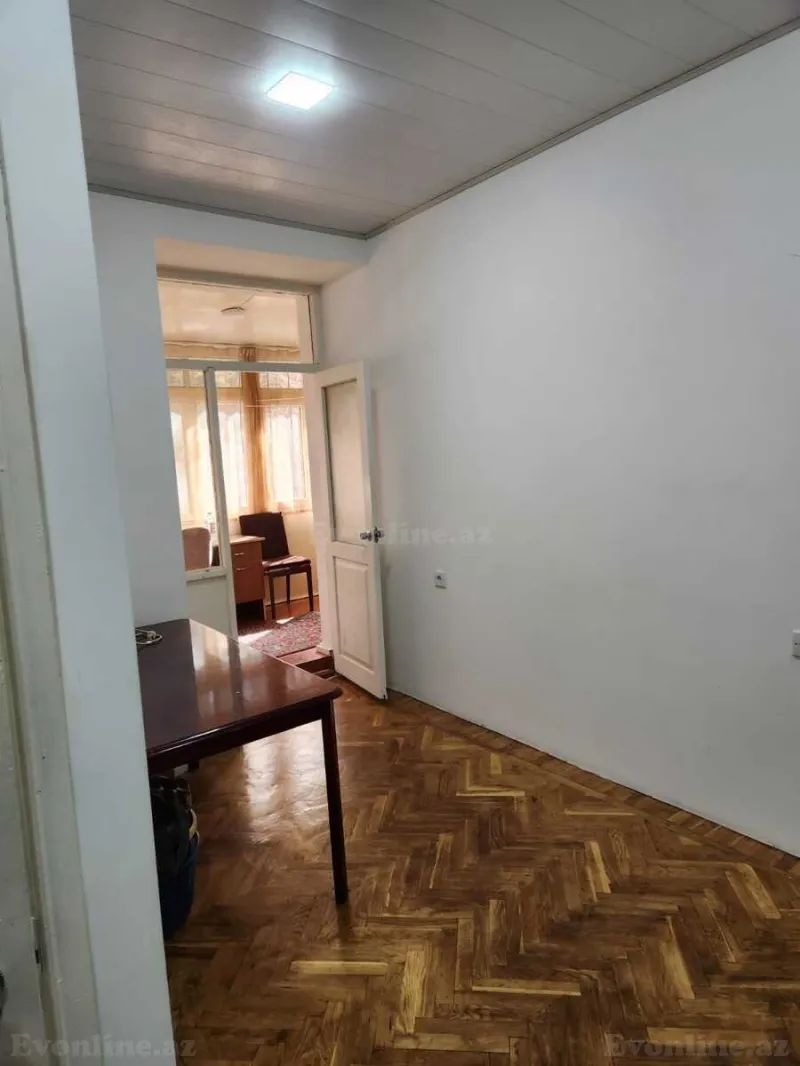 Kirayə verilir 2 otaqlı Mənzil Köhnə tikili 70 m² 28 May m. - şəkil 5