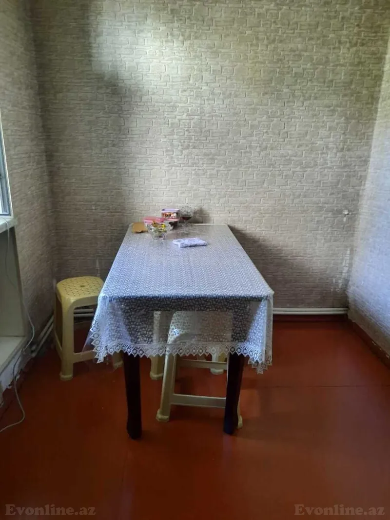 Kirayə verilir 2 otaqlı Mənzil Köhnə tikili 50 m² Nərimanov r. - şəkil 3