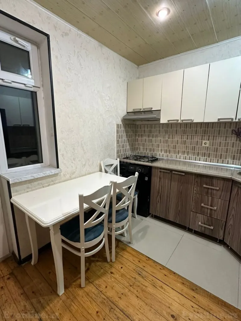 Satılır 4 otaqlı Mənzil Köhnə tikili 110 m² Ceyranbatan - şəkil 6