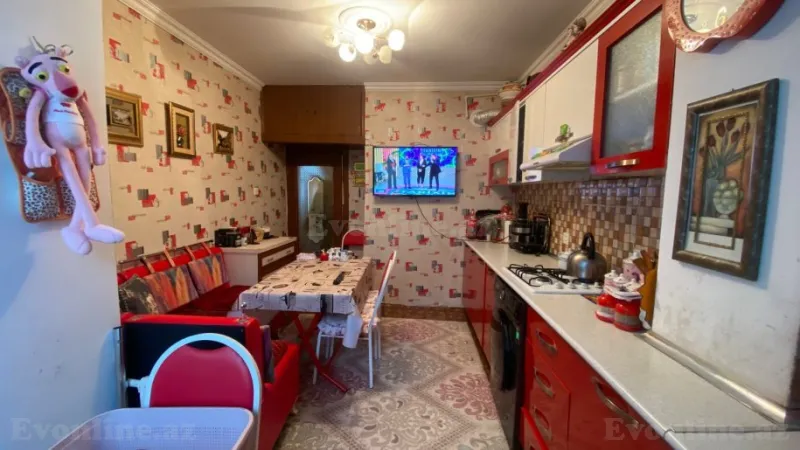 Satılır 3 otaqlı Mənzil Köhnə tikili 85 m² Əhmədli m. - şəkil 13