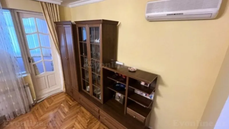 Satılır 3 otaqlı Mənzil Köhnə tikili 95 m² Memar Əcəmi m. - şəkil 6