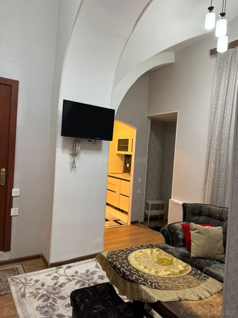 Satılır 3 otaqlı Mənzil Köhnə tikili 68 m² Sahil m. - şəkil 7