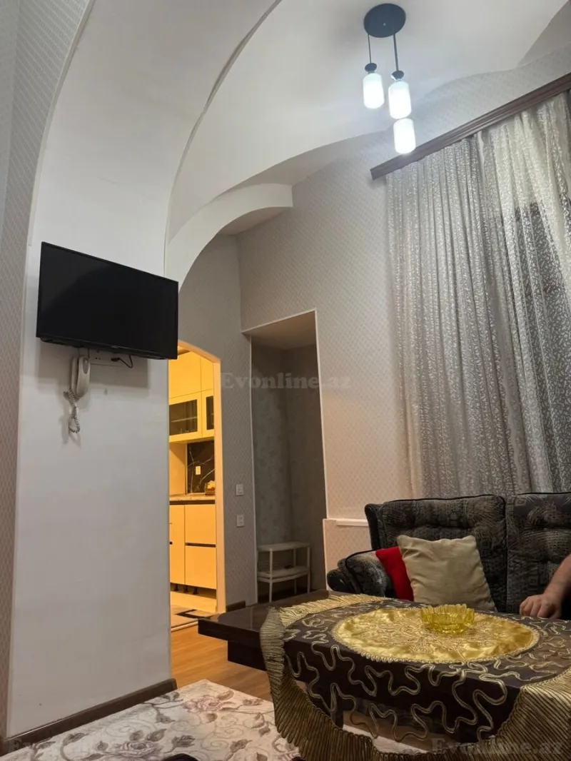 Satılır 3 otaqlı Mənzil Köhnə tikili 68 m² Sahil m. - şəkil 11