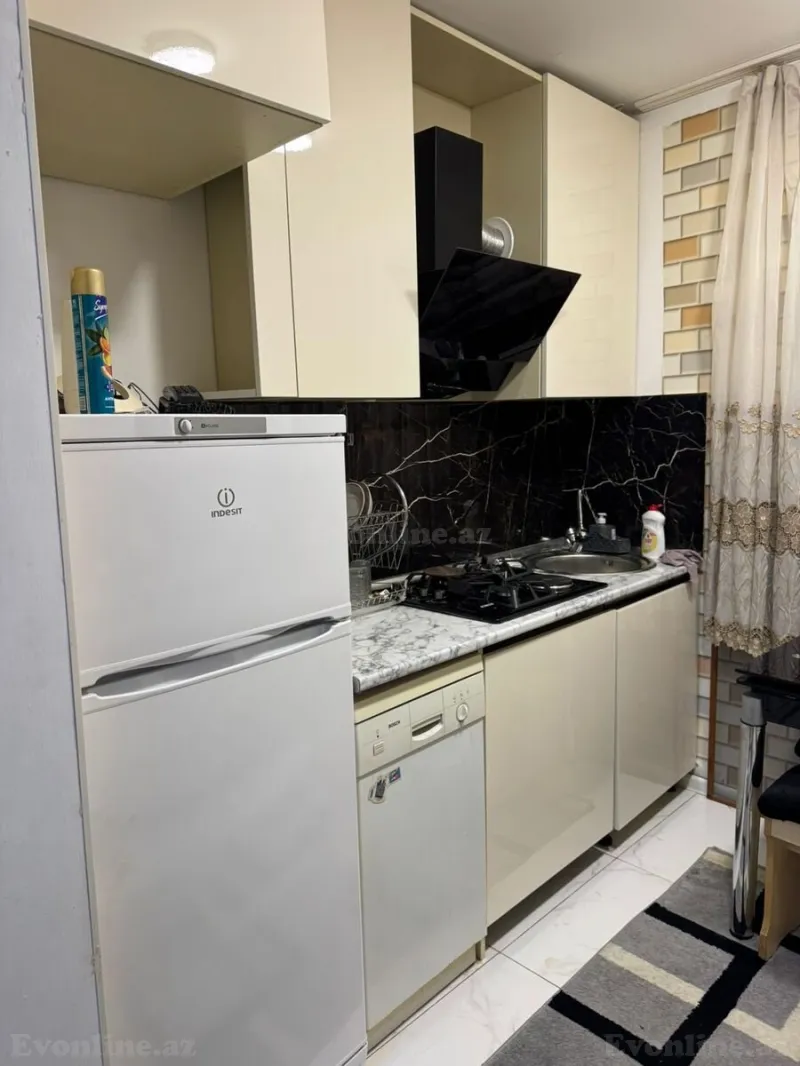 Satılır 3 otaqlı Mənzil Köhnə tikili 68 m² Sahil m. - şəkil 17