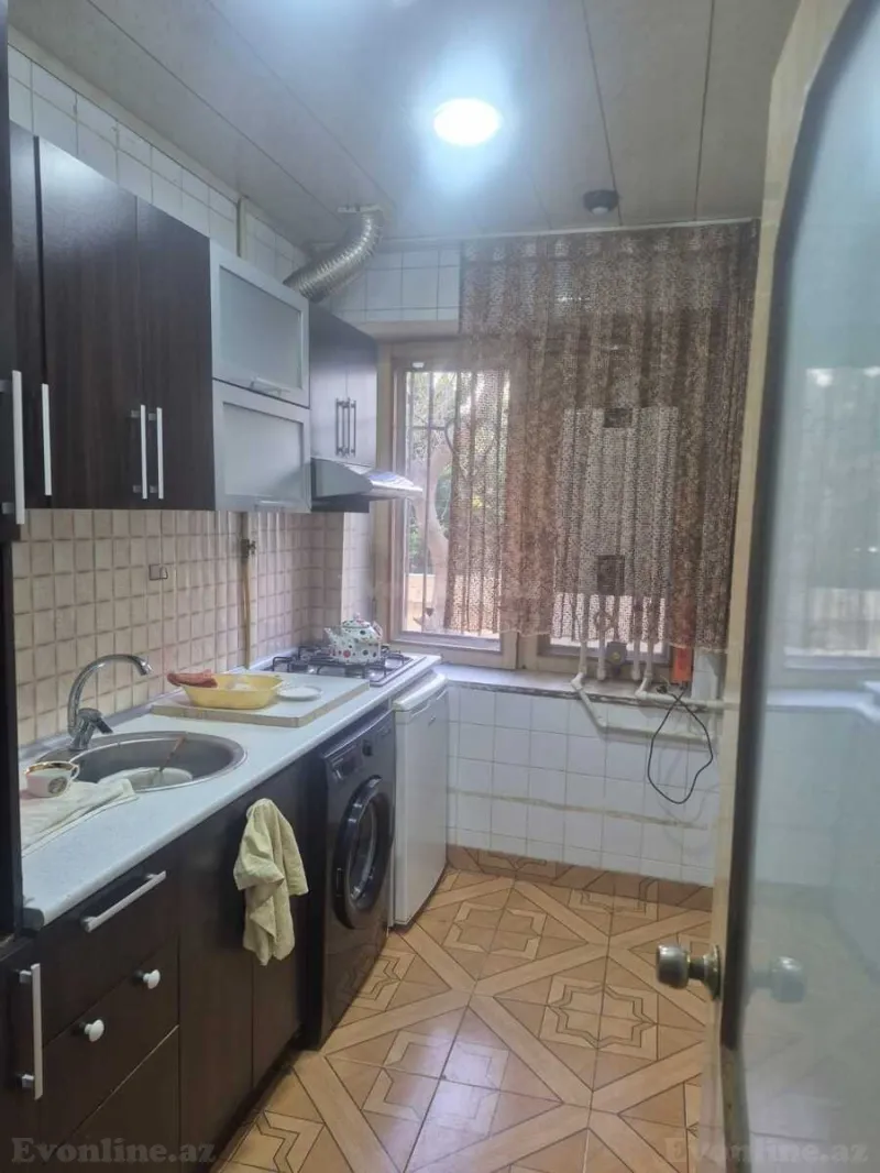 Kirayə verilir 3 otaqlı Mənzil Köhnə tikili 95 m² Nəsimi r. - şəkil 7