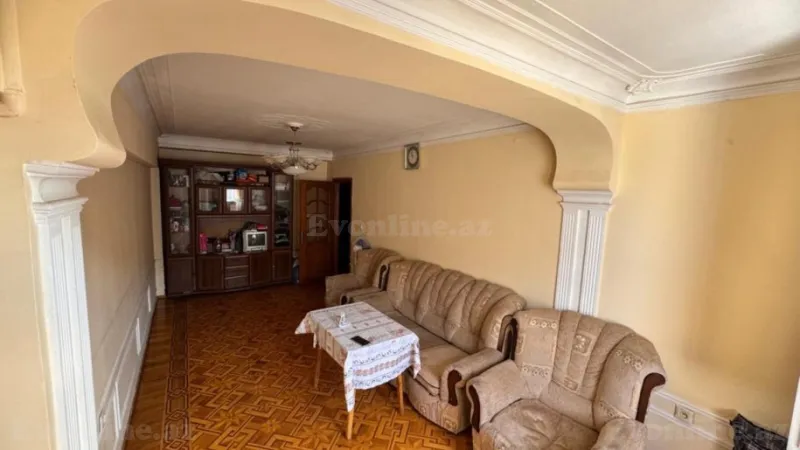 Satılır 3 otaqlı Mənzil Köhnə tikili 95 m² Qara Qarayev m. - şəkil 2