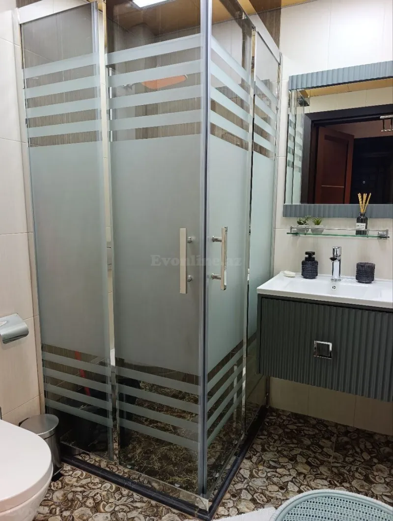 Kirayə verilir 2 otaqlı Mənzil Yeni tikili 45 m² İçərişəhər m. - şəkil 6