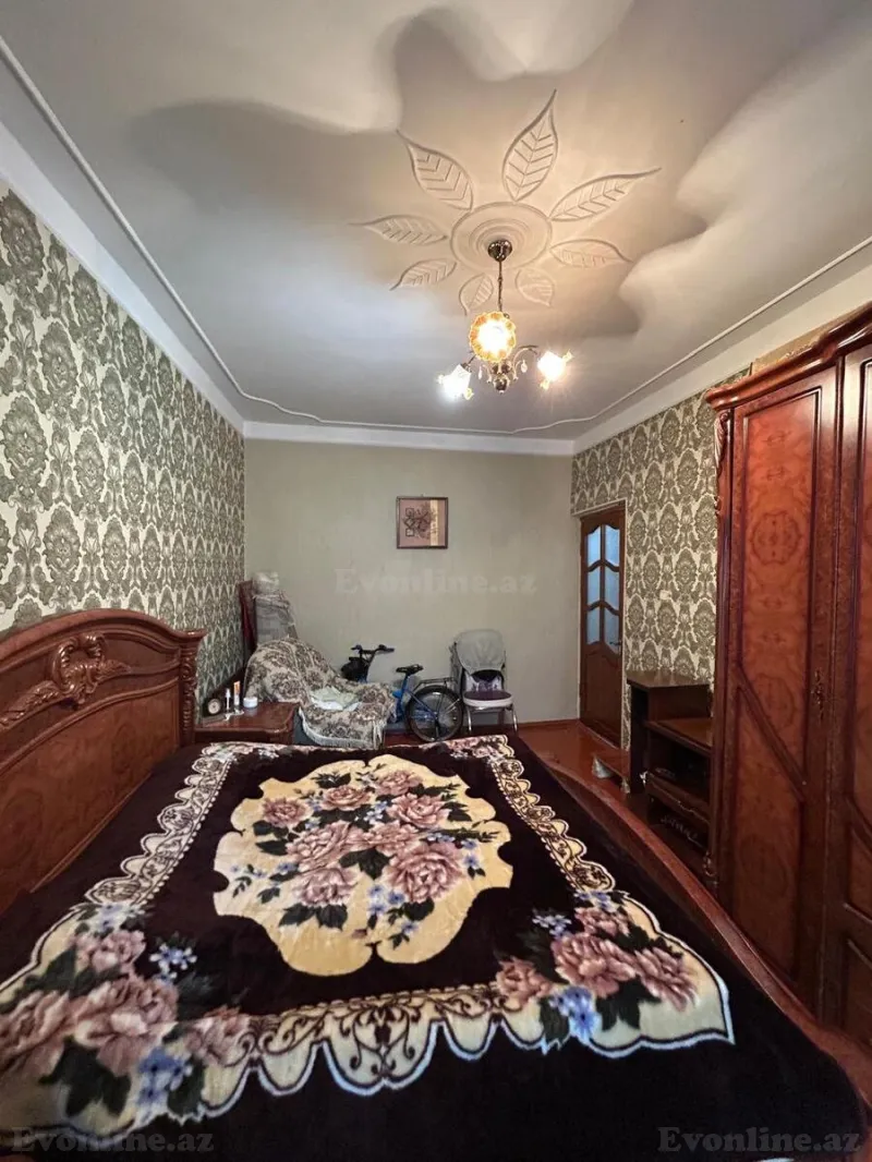 Satılır 4 otaqlı Mənzil Köhnə tikili 110 m² Yeni Yasamal - şəkil 5