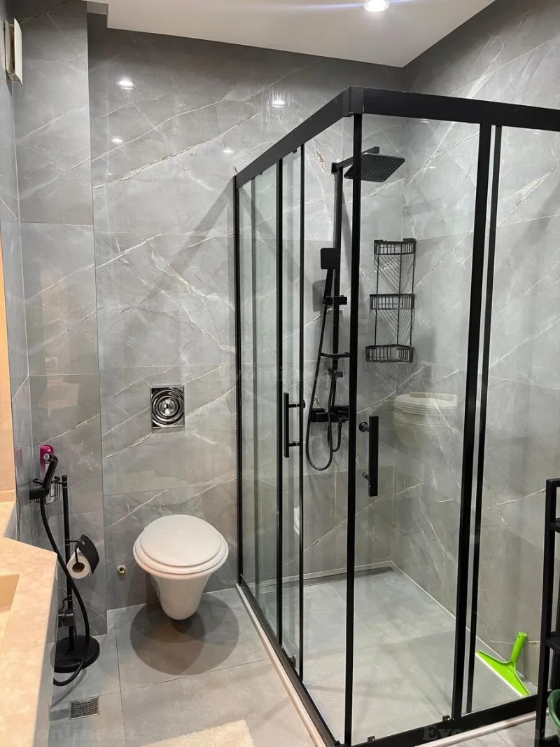 Kirayə verilir 4 otaqlı Mənzil Yeni tikili 190 m² Yasamal - şəkil 12