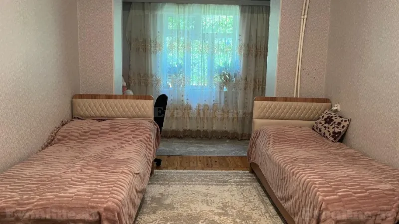 Satılır 2 otaqlı Mənzil Köhnə tikili 60 m² Xətai r. - şəkil 3