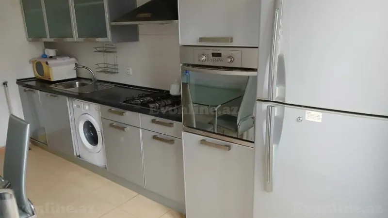 Kirayə verilir 3 otaqlı Mənzil Yeni tikili 100 m² Sahil m. - şəkil 7