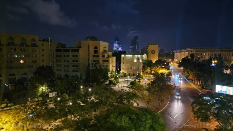 Satılır 3 otaqlı Mənzil Köhnə tikili 110 m² Elmlər Akademiyası m. - şəkil 5