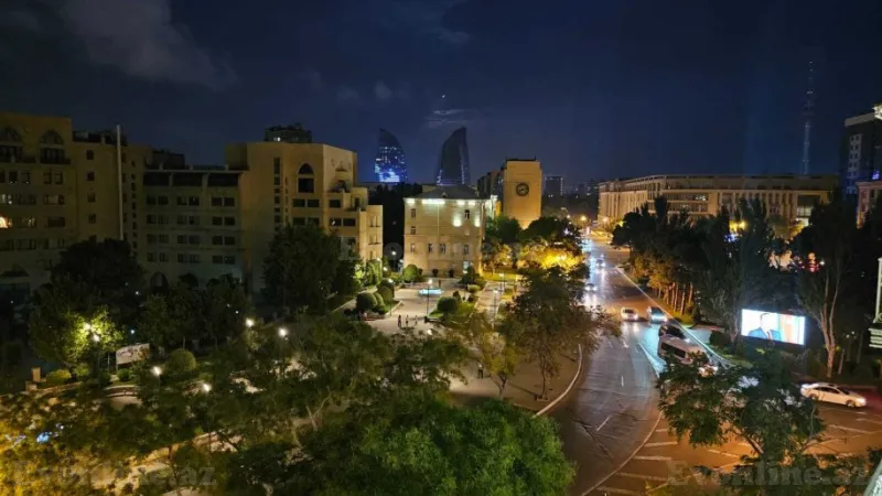 Satılır 3 otaqlı Mənzil Köhnə tikili 110 m² Elmlər Akademiyası m. - şəkil 7