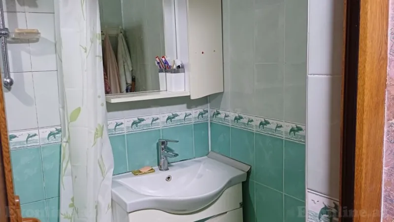 Satılır 2 otaqlı Mənzil Köhnə tikili 52 m² Yasamal r. - şəkil 6