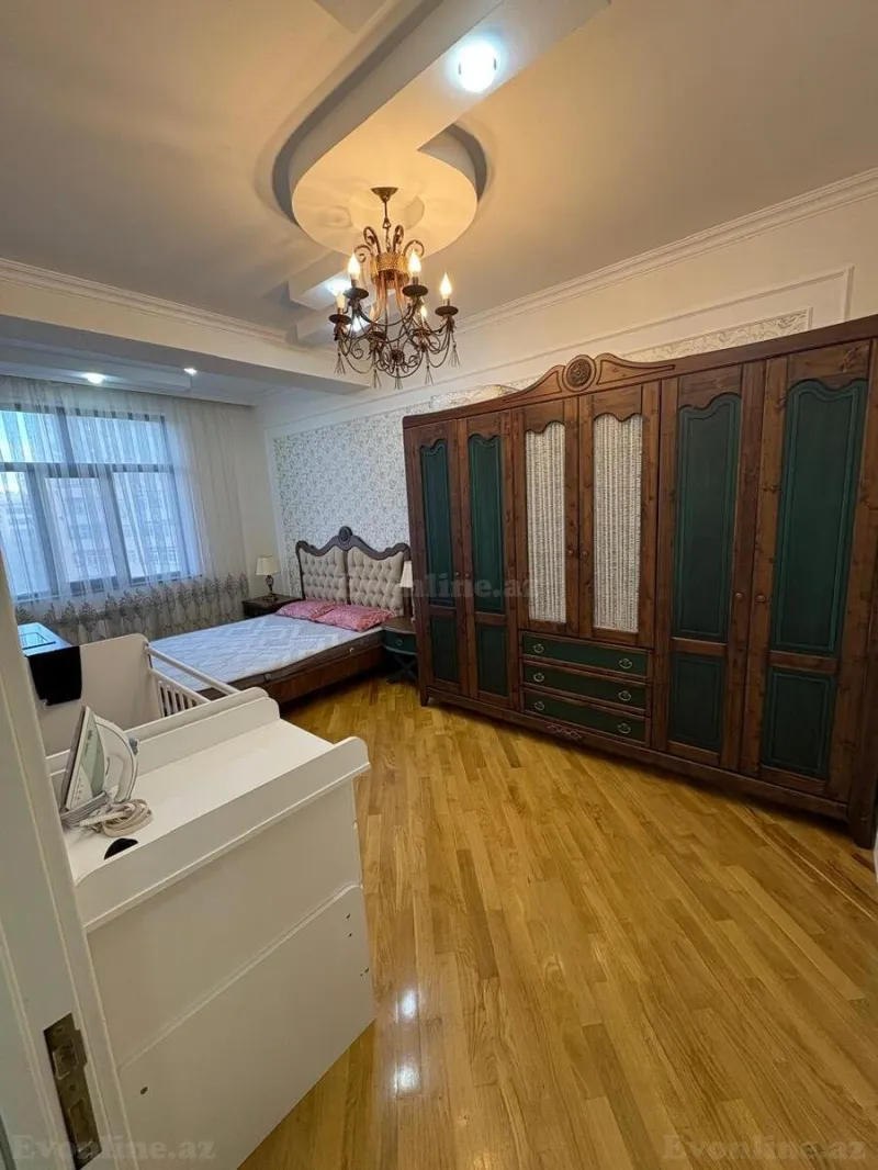 Satılır 3 otaqlı Mənzil Yeni tikili 132 m² 8-ci mikrorayon - şəkil 7