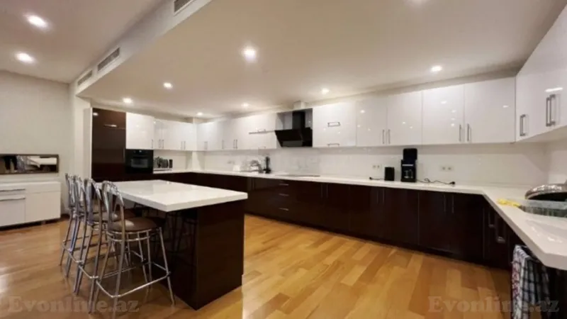 Kirayə verilir 4 otaqlı Mənzil Yeni tikili 250 m² Nəsimi r. - şəkil 7