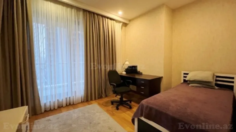 Kirayə verilir 4 otaqlı Mənzil Yeni tikili 250 m² Nəsimi r. - şəkil 12