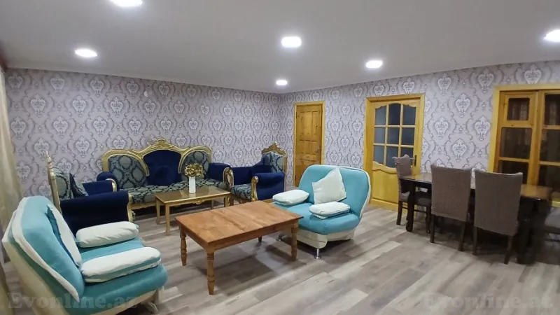 5 otaqlı Mənzil 170 m² 28 May m. Kirayə verilir