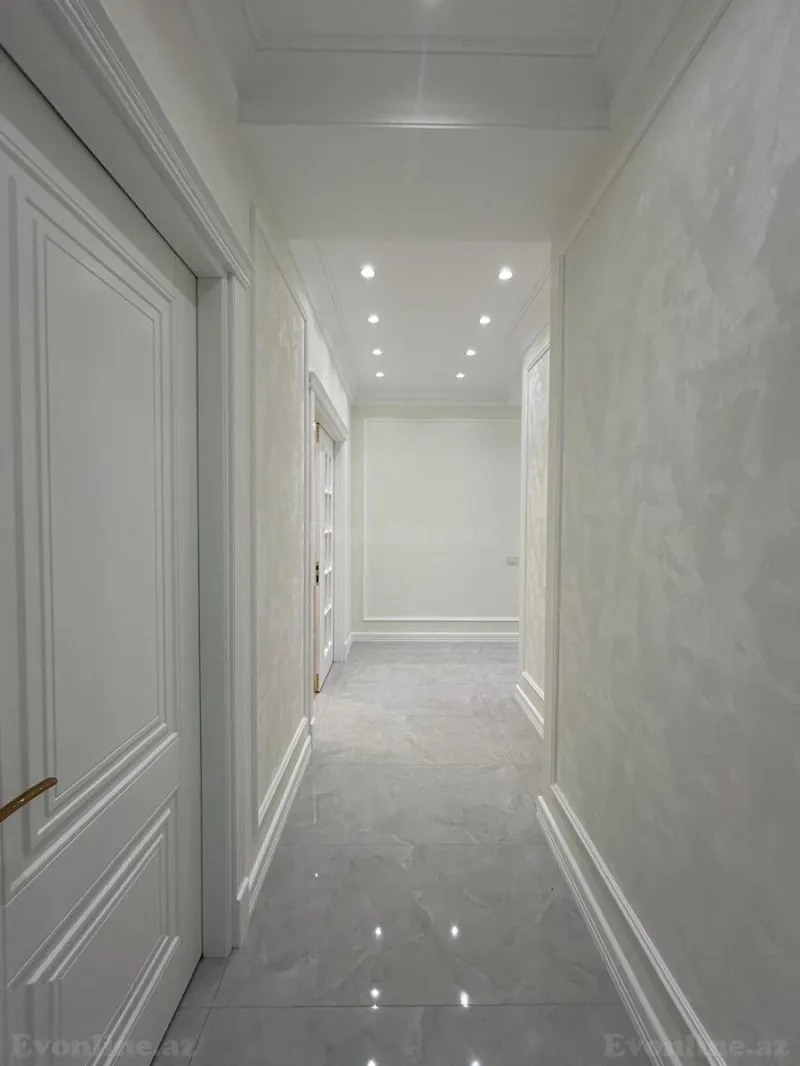 Satılır 4 otaqlı Mənzil Yeni tikili 170 m² Elmlər Akademiyası m. - şəkil 18