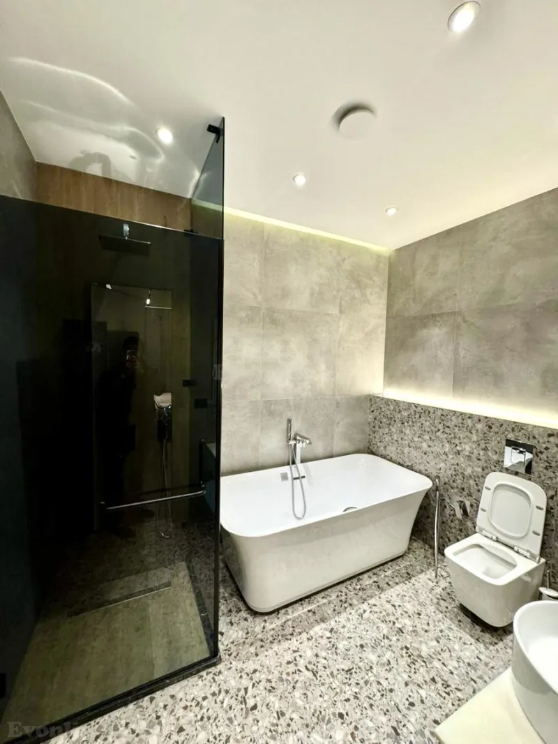 Kirayə verilir 4 otaqlı Mənzil Yeni tikili 190 m² Nəriman Nərimanov m. - şəkil 16