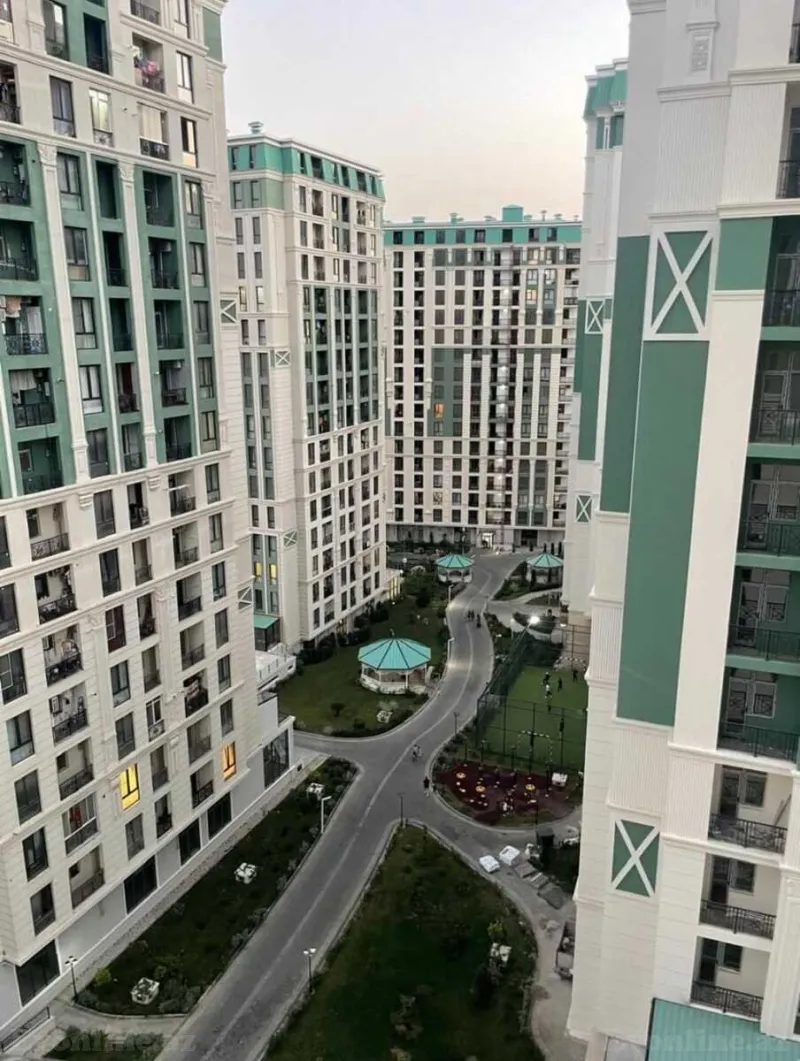 Satılır 8 otaqlı Mənzil Yeni tikili 352 m² Nəriman Nərimanov m. - şəkil 2