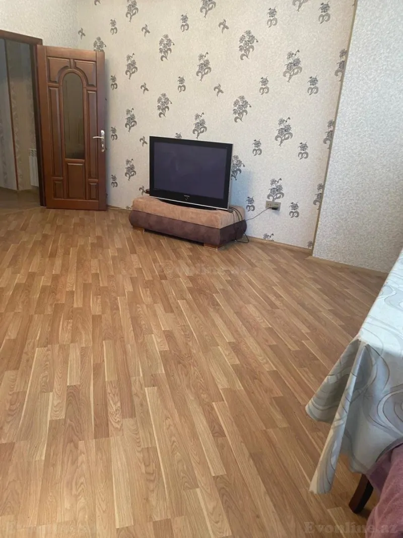 Satılır 2 otaqlı Mənzil Yeni tikili 105 m² 9-cu mikrorayon - şəkil 3