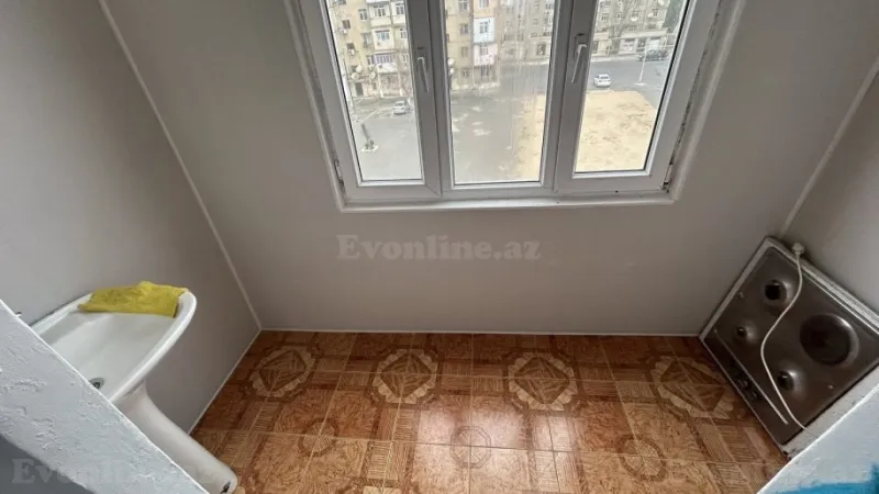 Bakı, Suraxanı r., Hövsanda 1 otaqlı mənzil satılır