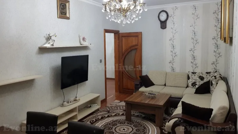 Kirayə verilir 3 otaqlı Mənzil Köhnə tikili 75 m² Xalqlar Dostluğu m.