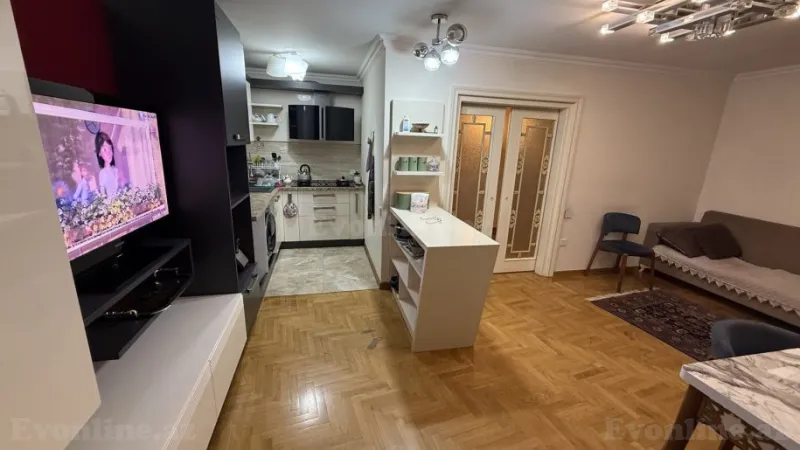 Satılır 5 otaqlı Mənzil Köhnə tikili 170 m² Nərimanov r. - şəkil 15