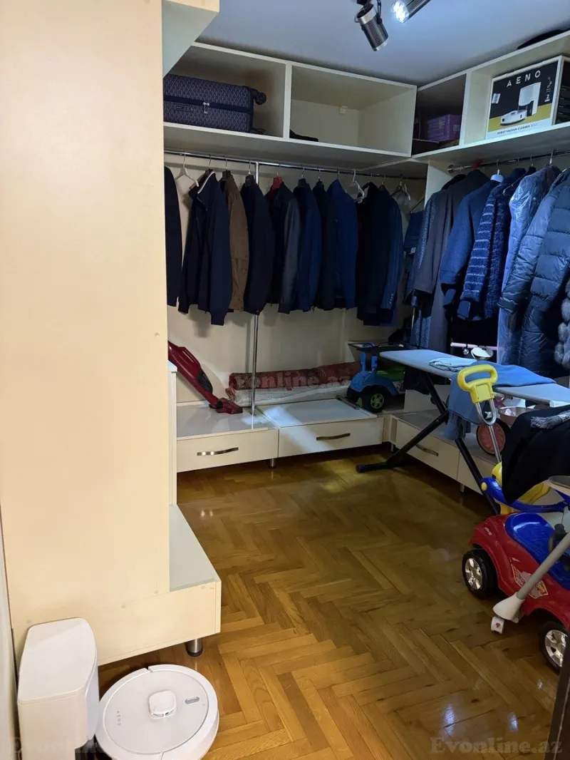 Satılır 5 otaqlı Mənzil Köhnə tikili 170 m² Nərimanov r. - şəkil 22