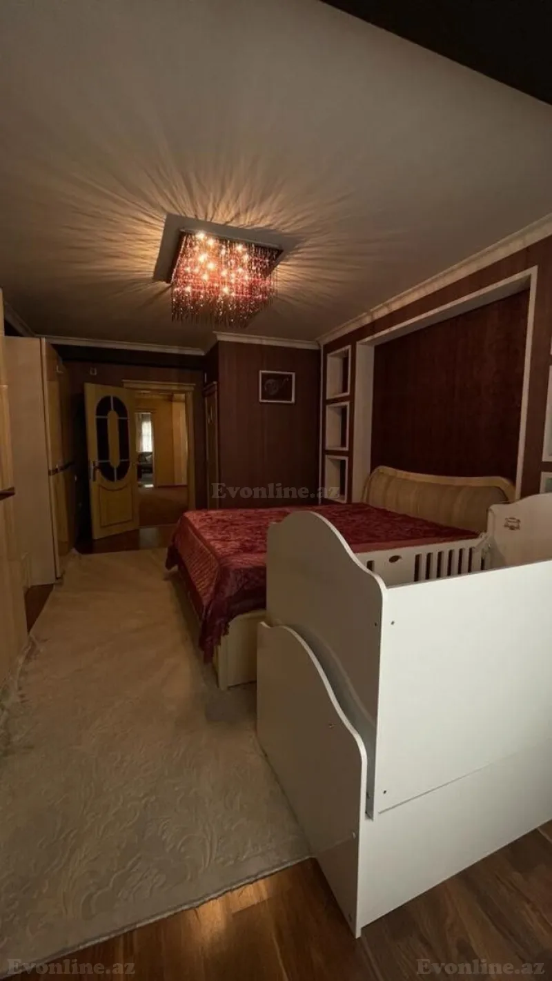 Satılır 5 otaqlı Mənzil Köhnə tikili 232 m² Nərimanov r. - şəkil 21