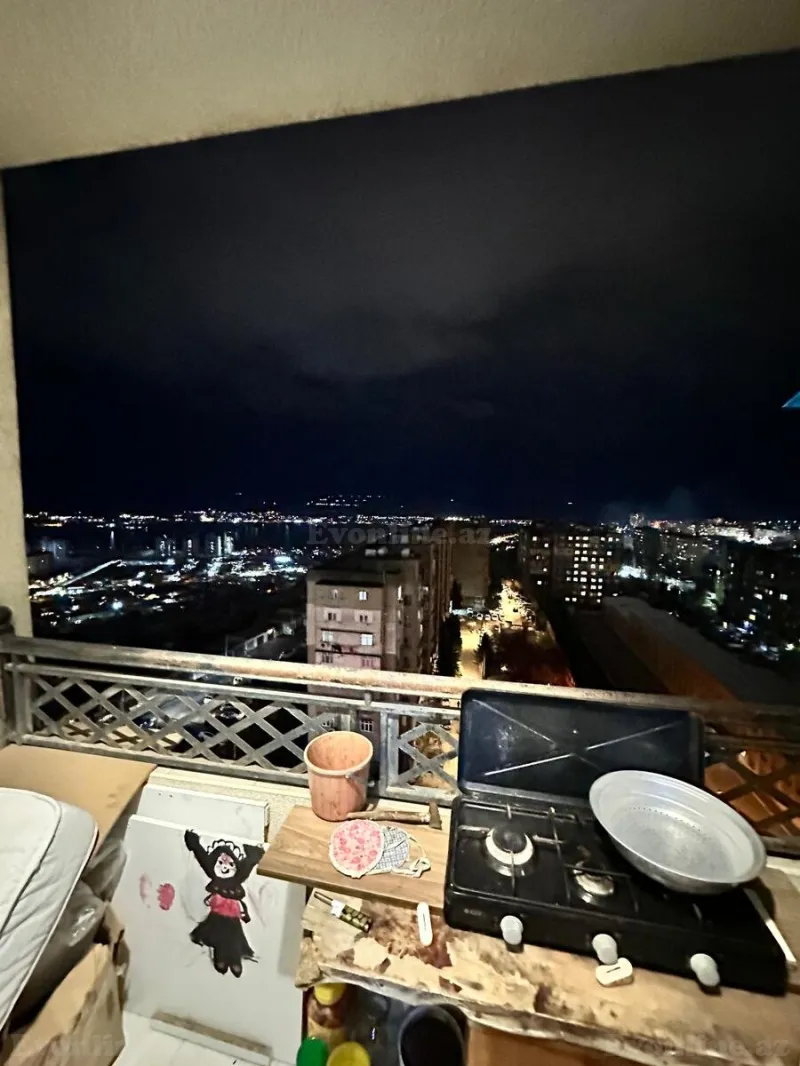 Satılır 2 otaqlı Mənzil Yeni tikili 55 m² Massiv D