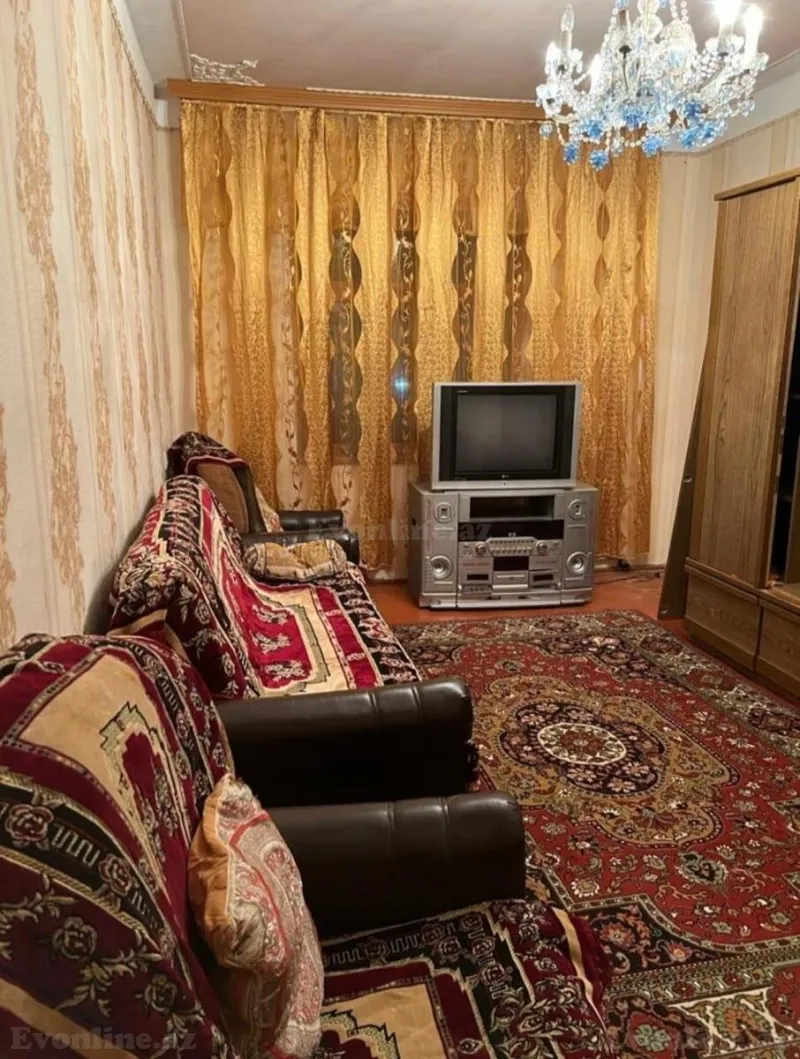 Kirayə verilir 3 otaqlı Mənzil Köhnə tikili 75 m² Əhmədli