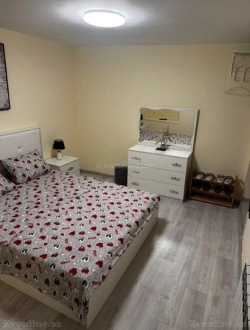 Kirayə verilir 2 otaqlı Mənzil Köhnə tikili 35 m² Sahil m. - şəkil 5