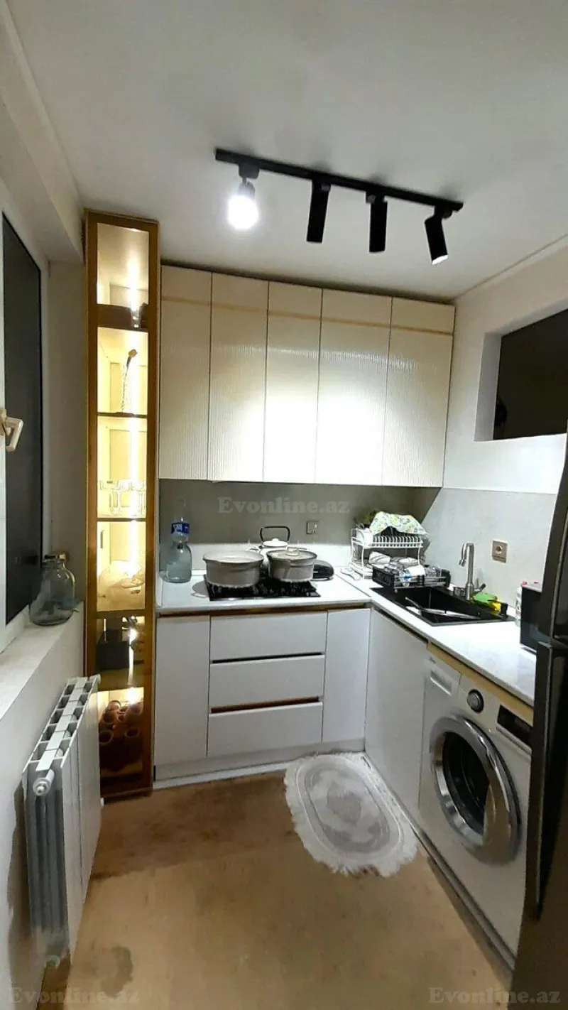 Satılır 4 otaqlı Mənzil Köhnə tikili 90 m² Memar Əcəmi m. - şəkil 5