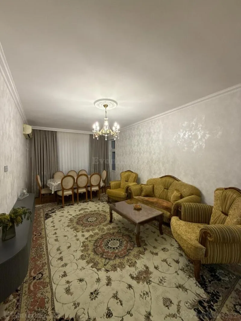 Satılır 4 otaqlı Mənzil Yeni tikili 135 m² Yeni Yasamal