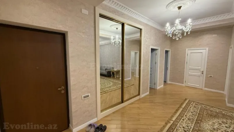 Kirayə verilir 4 otaqlı Mənzil Yeni tikili 134 m² Xətai r. - şəkil 11