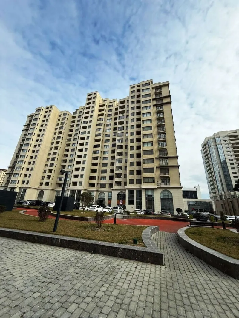 Kirayə verilir 2 otaqlı Mənzil Yeni tikili 95 m² Koroğlu m.