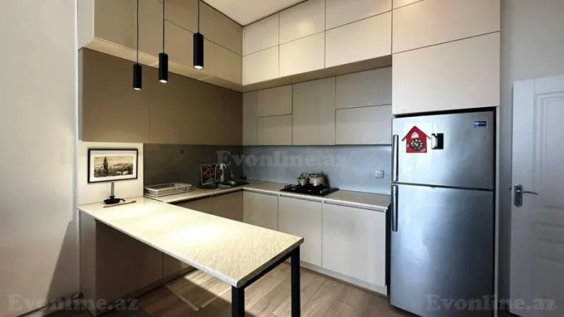 Kirayə verilir 2 otaqlı Mənzil Yeni tikili 95 m² Koroğlu m. - şəkil 4