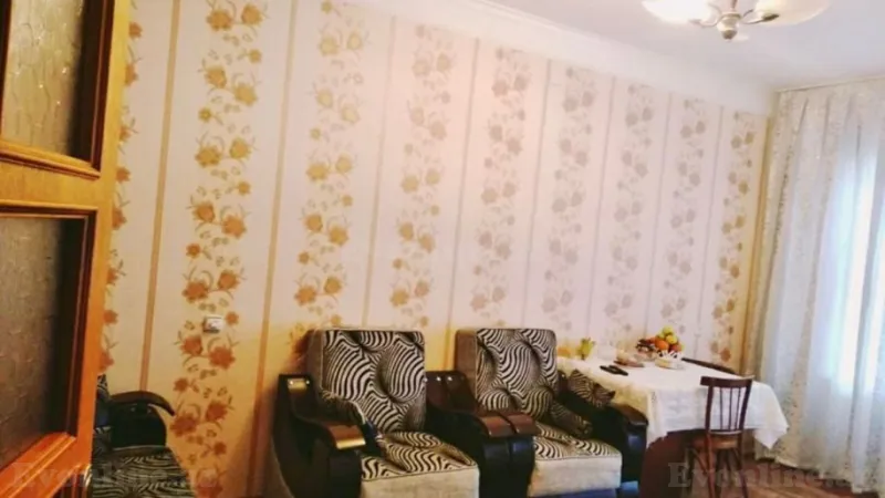 Kirayə verilir 2 otaqlı Mənzil Köhnə tikili 85 m² Nərimanov r. - şəkil 2