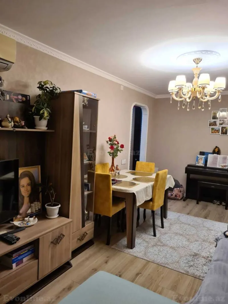 Satılır 2 otaqlı Mənzil Köhnə tikili 46 m² 2-ci mikrorayon