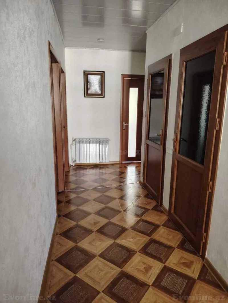 Satılır 4 otaqlı Mənzil Köhnə tikili 85 m² Əhmədli