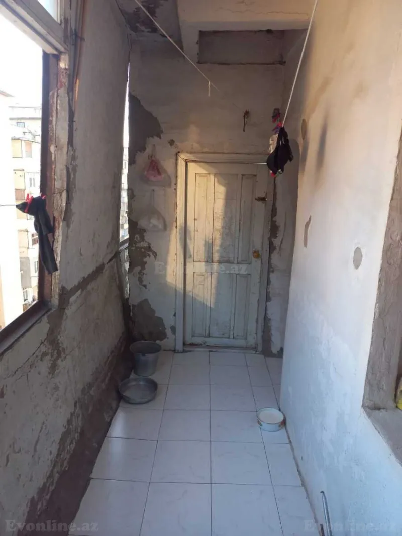 Satılır 2 otaqlı Mənzil Köhnə tikili 70 m² 8-ci mikrorayon - şəkil 5