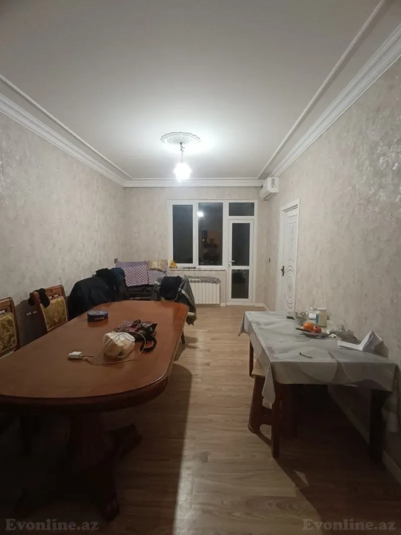 Satılır 2 otaqlı Mənzil Köhnə tikili 50 m² 3-cü mikrorayon