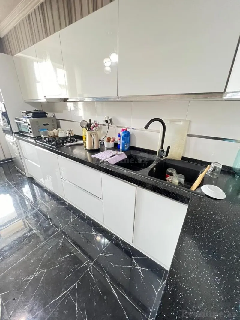 Satılır 3 otaqlı Mənzil Yeni tikili 147 m² Elmlər Akademiyası m. - şəkil 18